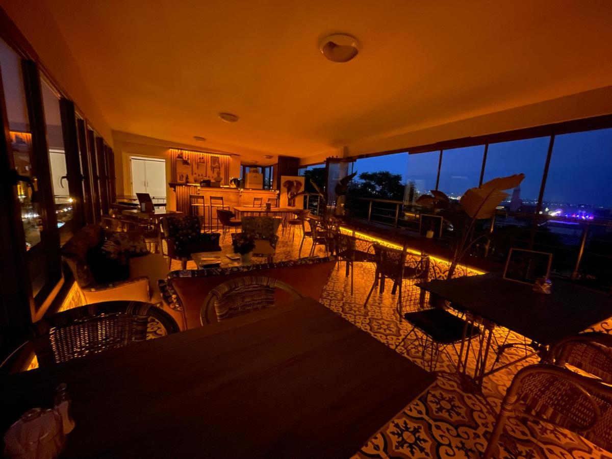 The Local Hostel & Guesthouse Estambul Exterior foto